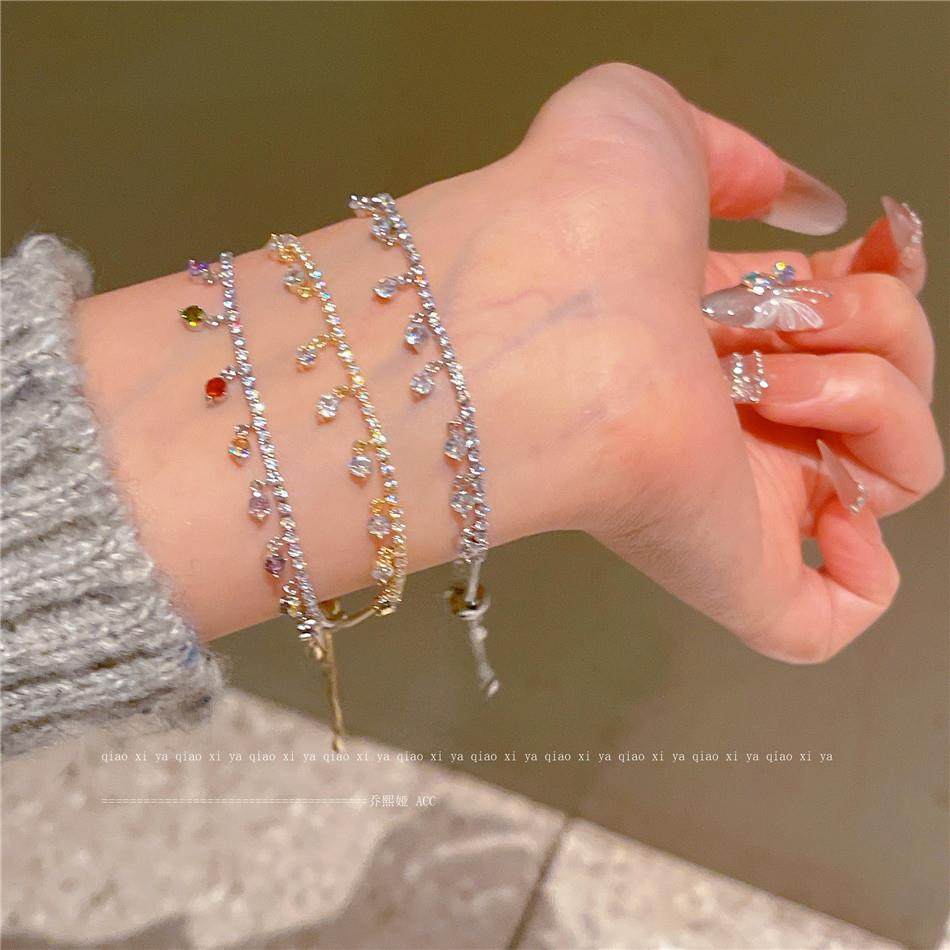 超闪气质锆石流苏水滴手链ins风轻奢小众高级感小众甜美炫彩手链