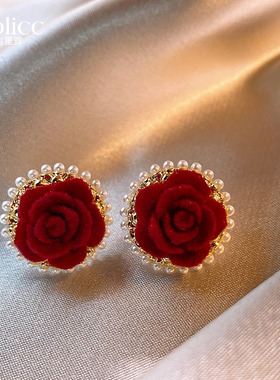 安可拉红花朵珠珠耳钉女轻奢高级感气质独特耳环新款2024爆款耳饰