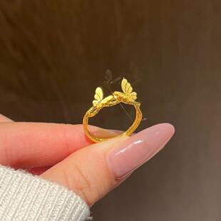 爆闪古法沙金黄色蝴蝶戒指女小众设计轻奢高级感气质开口食指戒环