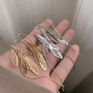 方圆脸长款气质羽翼流苏耳环女轻奢高级感秋冬耳钉2025年新款爆款