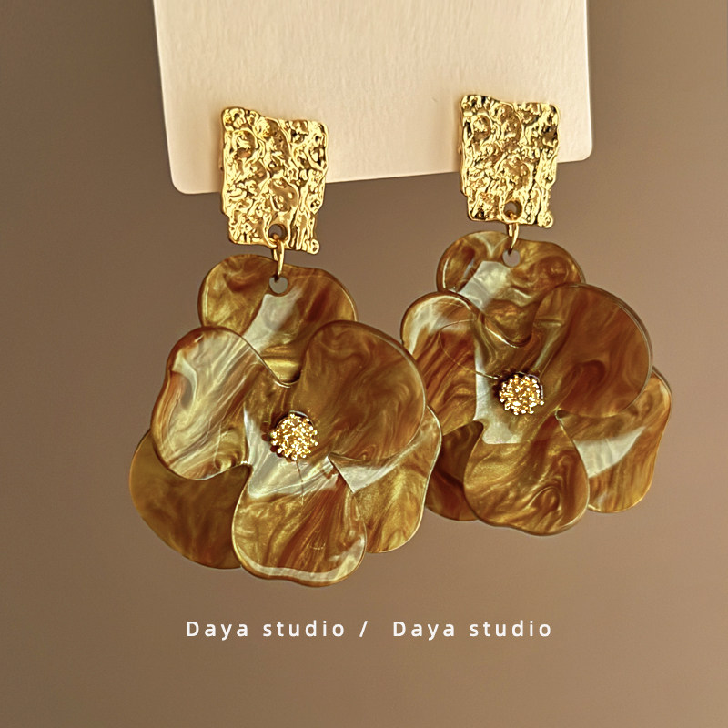 茶色烟雨 复古港风亚克力花朵耳环女轻奢高级感小众设计气质法式