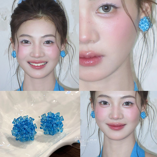 落日余晖_蓝色串珠编织绣球耳钉女2025新高级感耳环春日度假耳饰