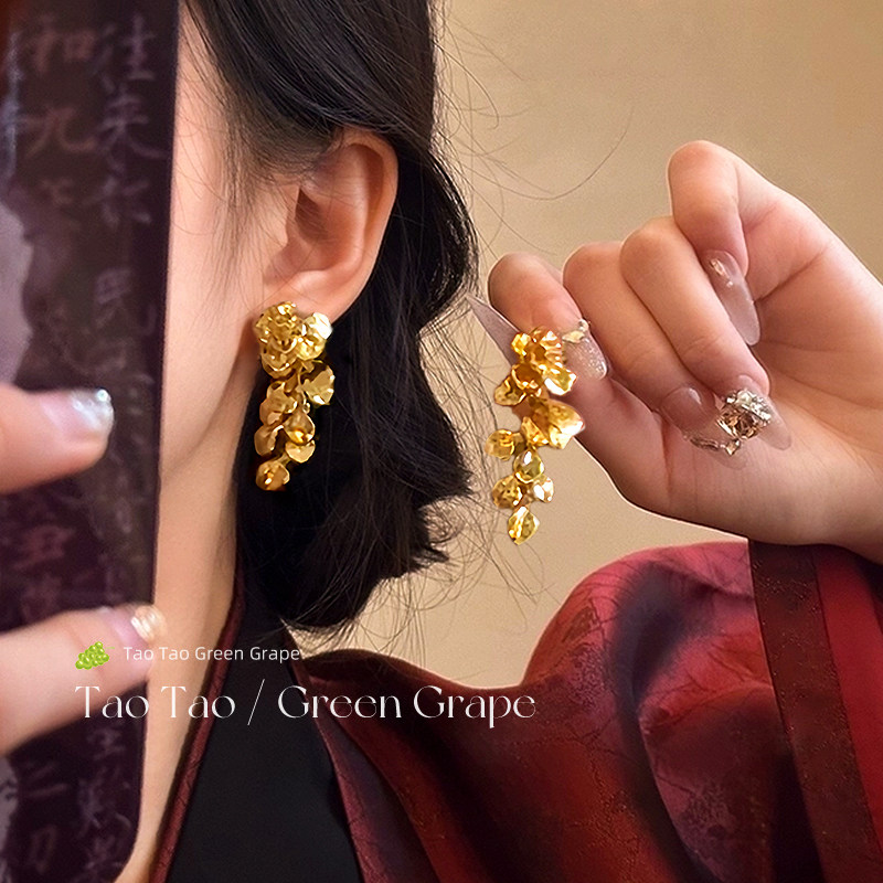 鎏金碎叶_新中式国风金色花朵流苏耳环女轻奢高级感气质复古耳饰