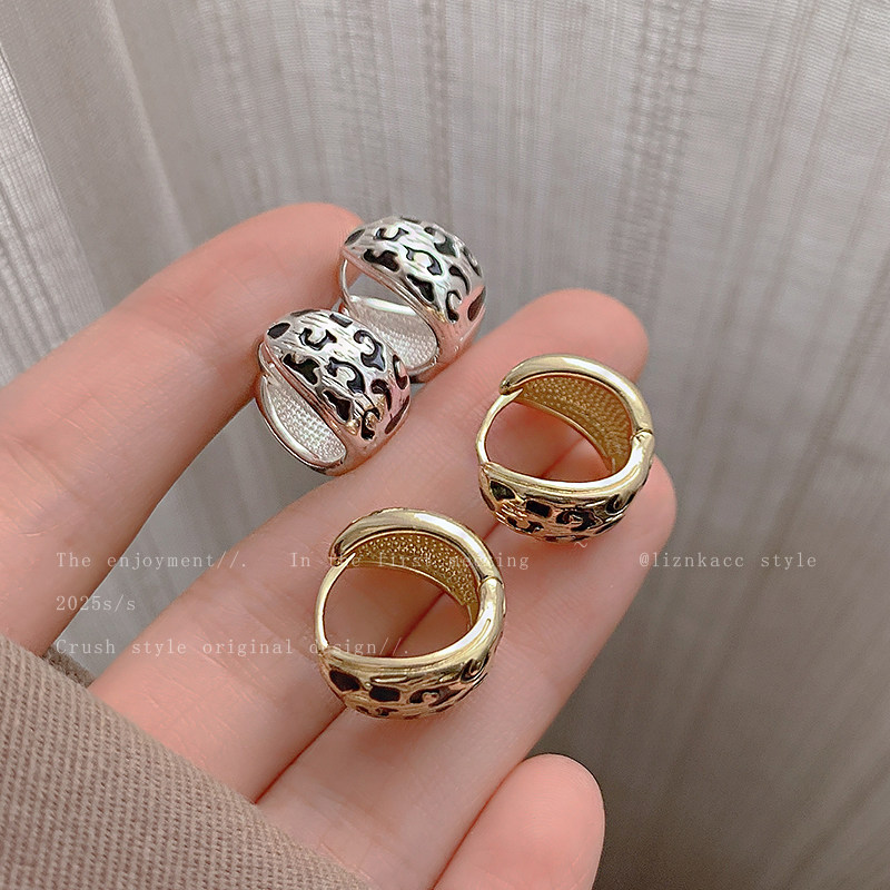 美拉德金色豹纹圆球耳扣复古简约气质轻奢高级感精致通勤秋冬耳饰,饰品/流行首饰/时尚饰品新,耳钉,淘宝优惠券,粉丝福利购,淘宝优惠卷