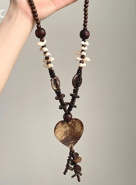 波西米亚风棕色爱心椰壳木珠项链小众独特设计感中式复古长款颈链