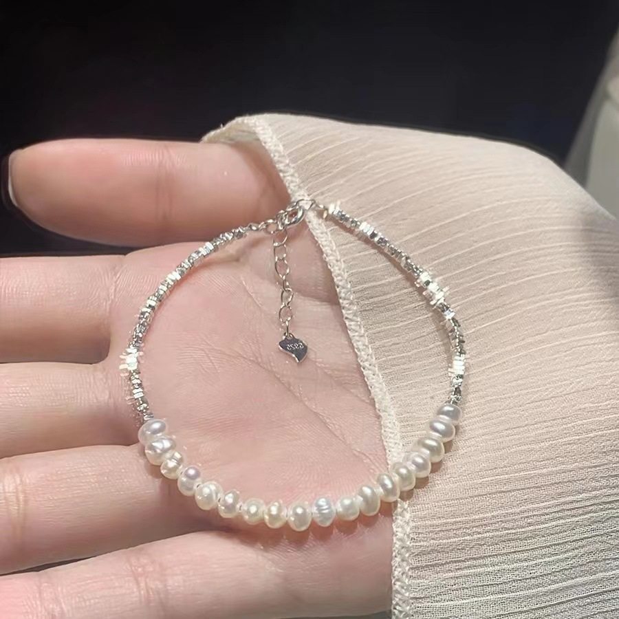 轻奢高级感碎银子珍珠手链女小众设计精致百搭手串爆款时尚配饰潮