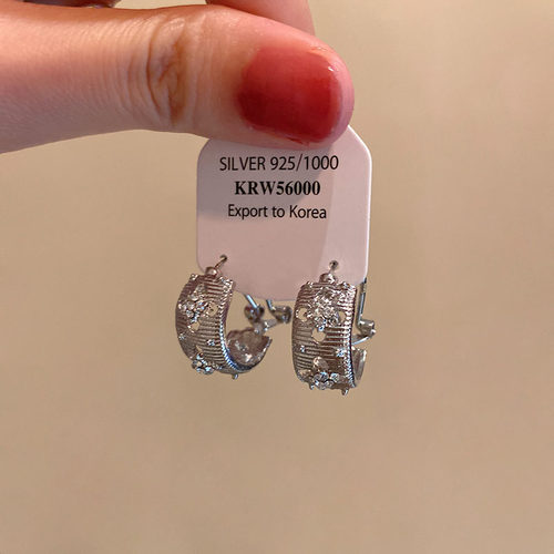 法式轻奢复古金色拉丝金属镂空锆石耳环女小众独特高级感复古耳钉