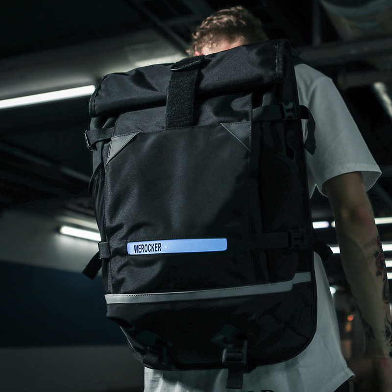 大容量背包男双肩包休闲机车旅行登山包篮球运动电脑时尚潮流书包