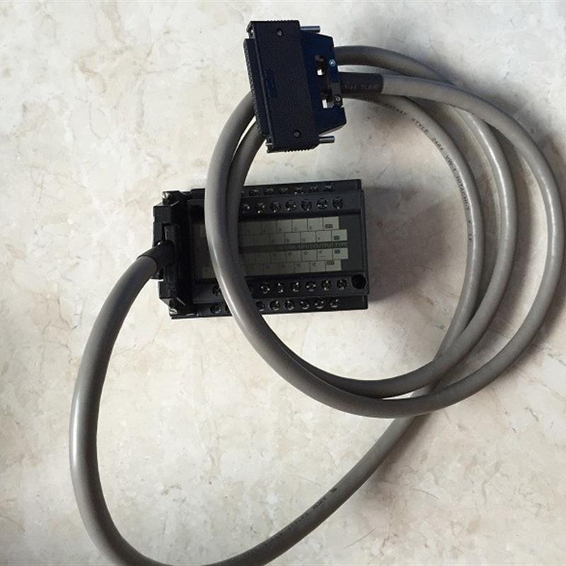 A6TBXY36 MR-TB50 MR-J2M-CN1TBL1M PLC伺服端子台 原装现货