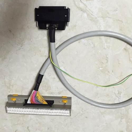 PLC F3YP04 F3YP08 F3YP14 F3YP18 用电缆线和端子台一套