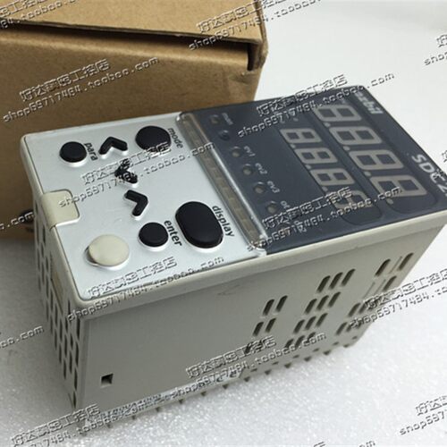 原装正品 山武温控器SDC25 C25TROUA4000 C25TR0UA4000 现货