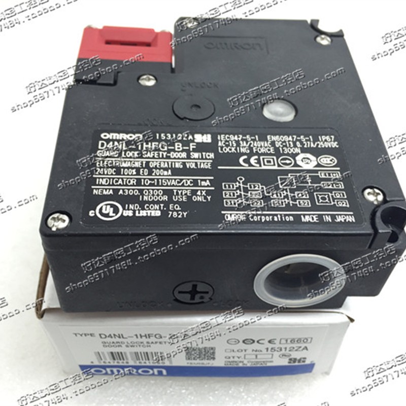 原装正品  安全门开关 D4NL-1HFG-B-F 24VDC 现货全新 包邮