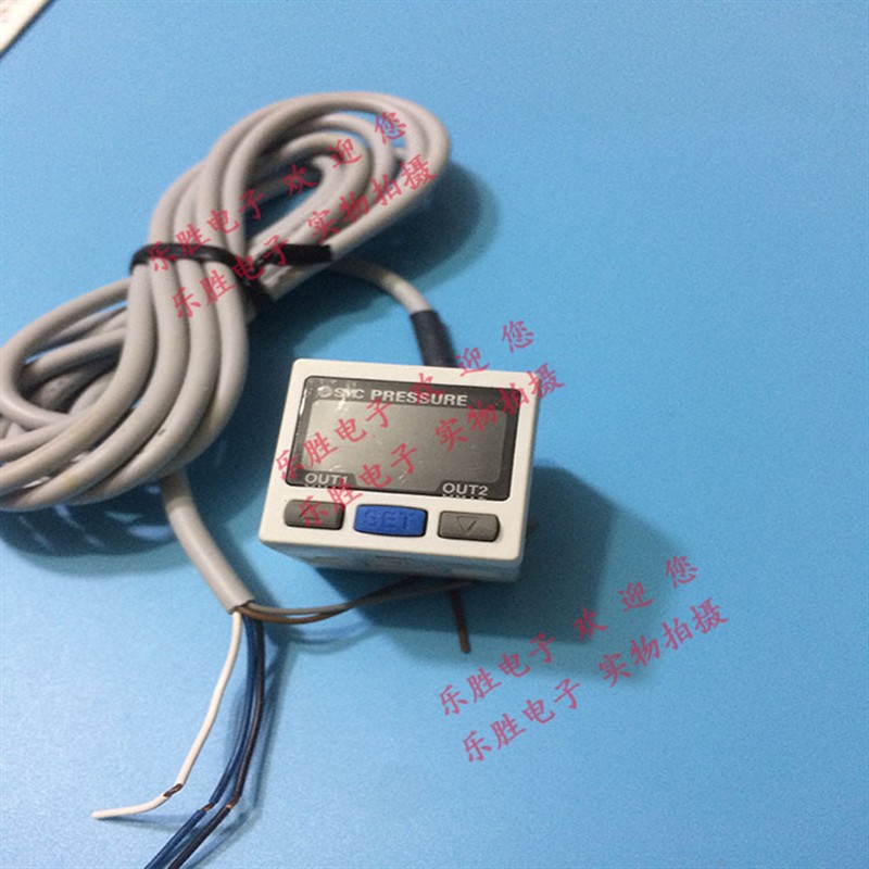 日本真空数字式压力开关PSE300-X518 PFM300-M PSE304 PSE311