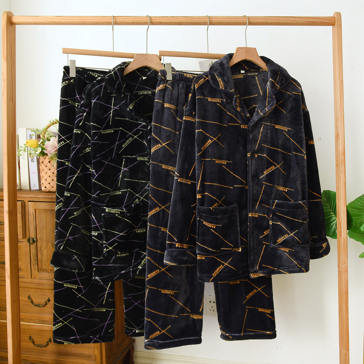 法兰绒睡衣男款秋冬季家居服套装