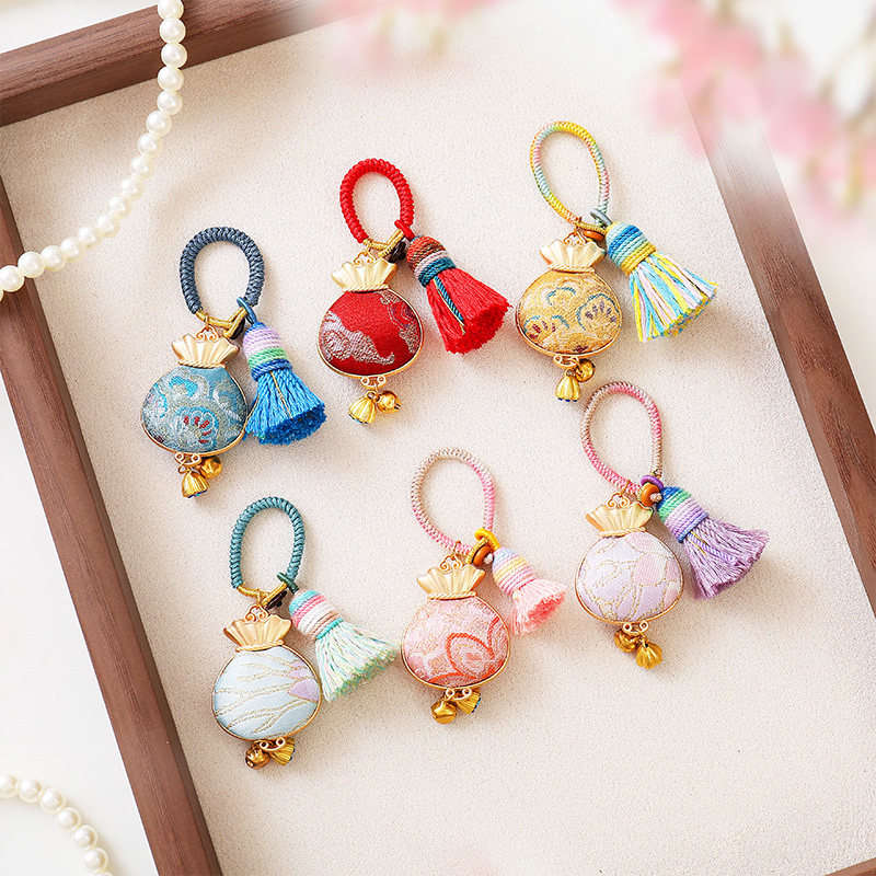 非遗宋锦纯手工福袋挂件汉服旗袍配饰包挂车/钥匙扣挂饰/生日礼物,节庆用品/礼品,钥匙扣,淘宝优惠券,粉丝福利购,淘宝优惠卷