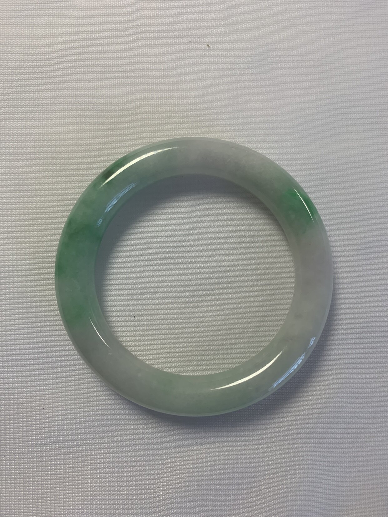 天然a货翡翠细糯种阳绿翡翠圆条手镯54.8圈口绿色艳丽清新淡雅