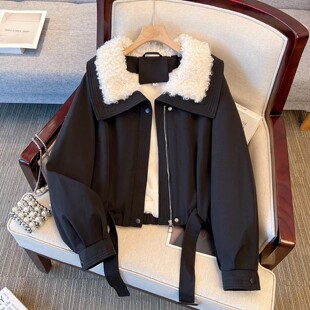 黑色羊羔毛翻领加绒加厚外套女短款2025秋冬季新今年流行爆款夹克