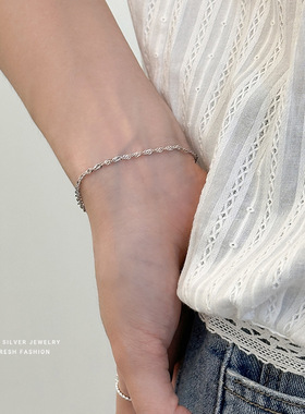 简约时尚韩版麻花手链女s925纯银ins风素链百搭休闲学生手饰