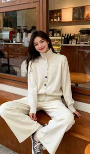 设计感海星贝壳扣立领排扣高领羊毛浣熊绒针织开衫女宽松毛衣外套