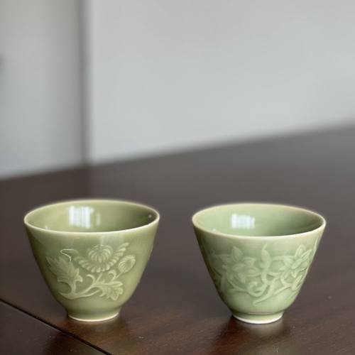 龙泉青瓷 老国营老厂瓷器文革瓷茶杯品茗杯菊花杯缠枝牡丹茶杯