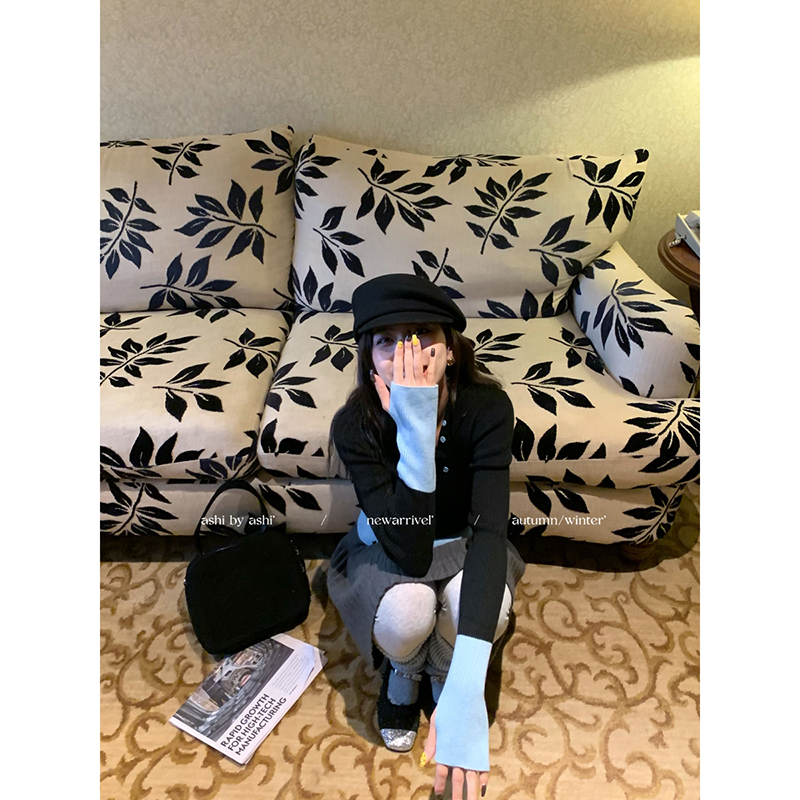 大于诗集 赛特艺术 法式不规则翻领纽扣针织衫女撞色打底上衣秋冬