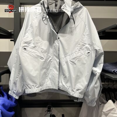 Nike耐克反光连帽防风夹克外套