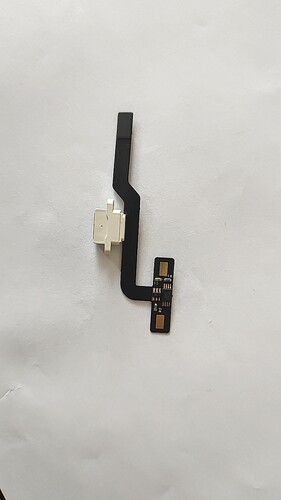 苹果鼠标Magic Mouse 2代  A1657电池排线，电池型号A1672