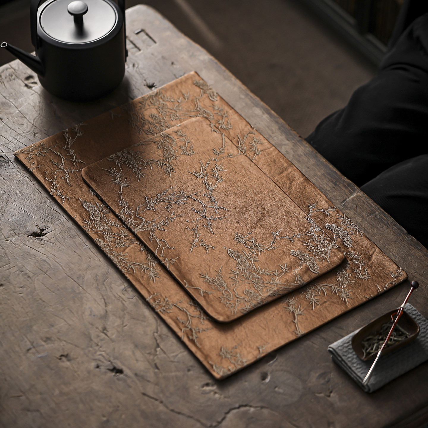 香云纱人丝复古图案茶席深色茶垫中式茶道布垫日式侘寂席手工茶垫,居家布艺,茶席,淘宝优惠券,粉丝福利购,淘宝优惠卷