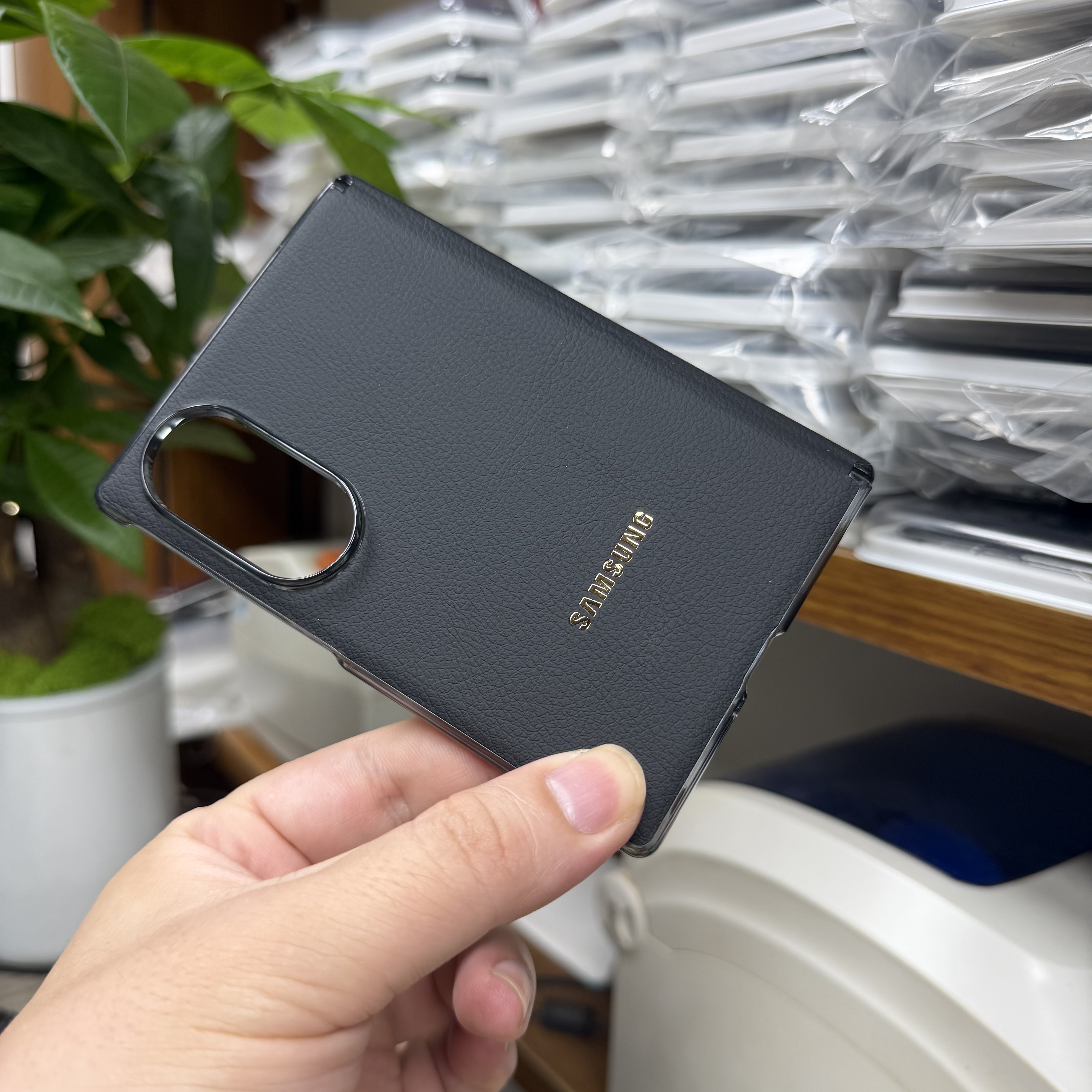 三星GalaxyZFold8中轴磁吸手机壳