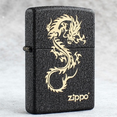 zippo煤油打火机官正品美国芝宝皱纹黑色磨砂黑裂漆刻花龙在飞天