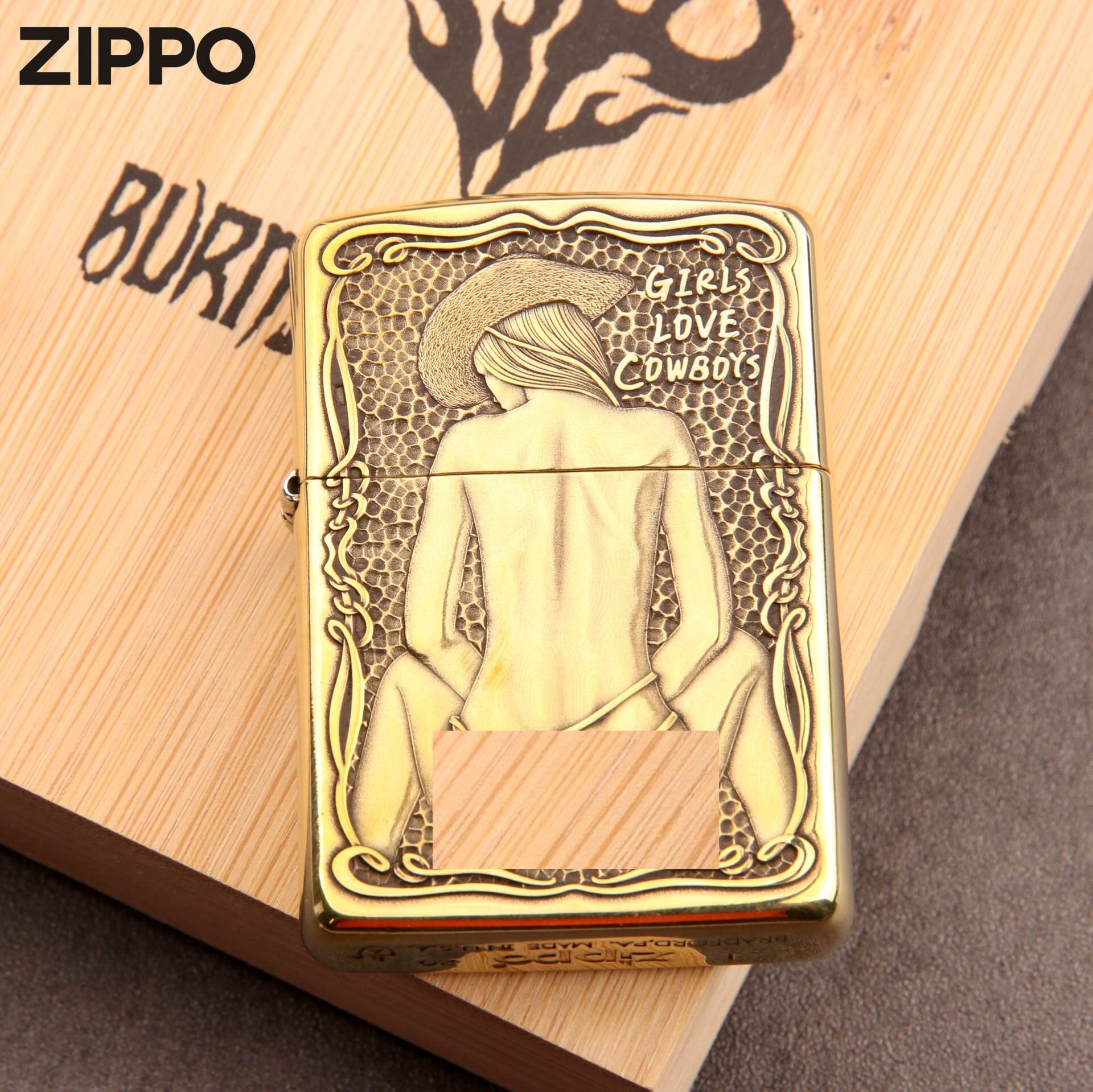 zippo煤油打火机官正品美国芝宝金色盔甲西部牛仔美女人窈窕背影