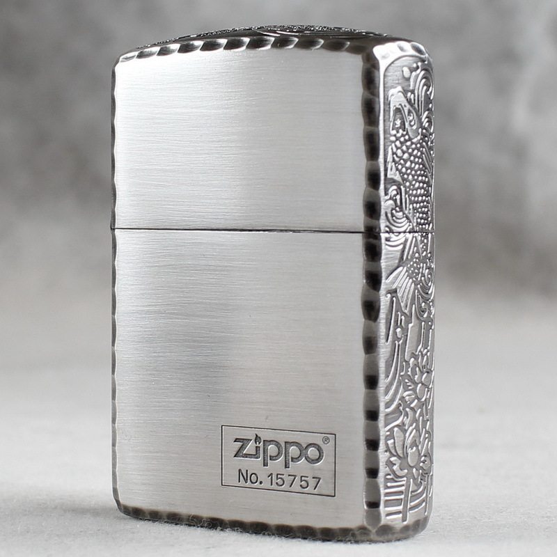 zippo煤油打火机官正品美国芝宝古银色盔甲凿边三面侧雕 富贵鱼图