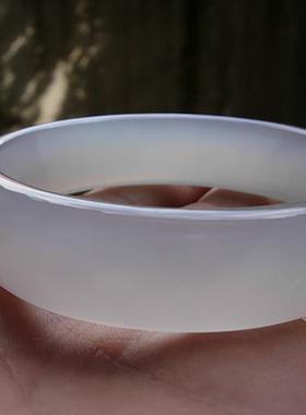 巴西玛瑙白玉髓纯天然原色手镯