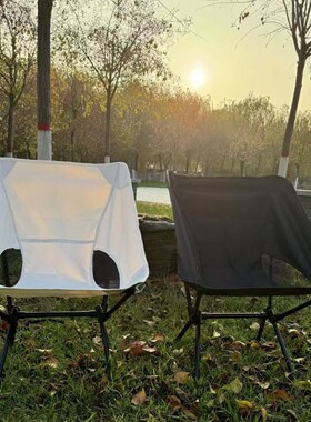 户外沙滩钓鱼凳露营折叠椅月亮椅椅子运动太空椅旅行便携骑行