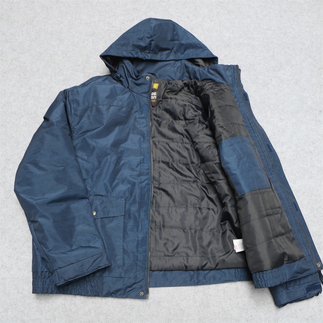 加大码户外防风连帽棉衣夹棉外套