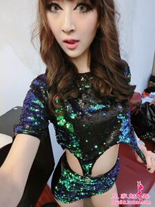 欧美女歌手ds演出服爵士舞夜店DJ领舞渐变幻彩绿色亮片舞台装套装
