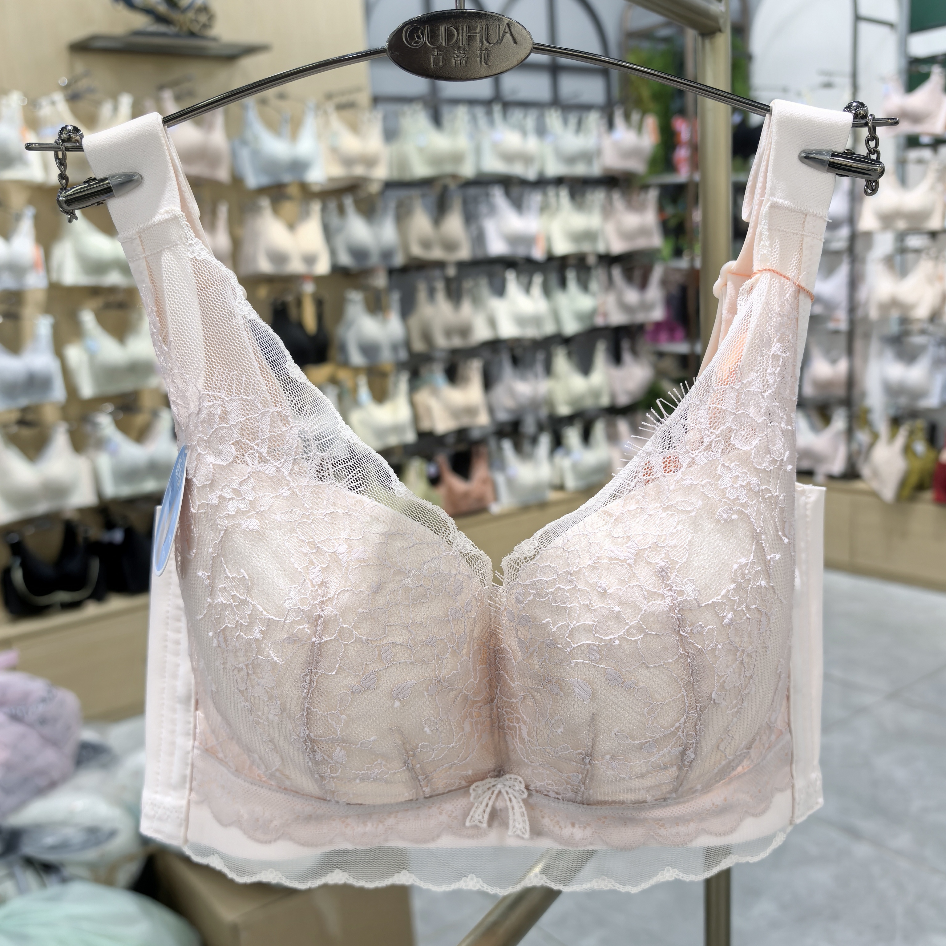 纸片杯无钢圈舒适透气无痕文胸