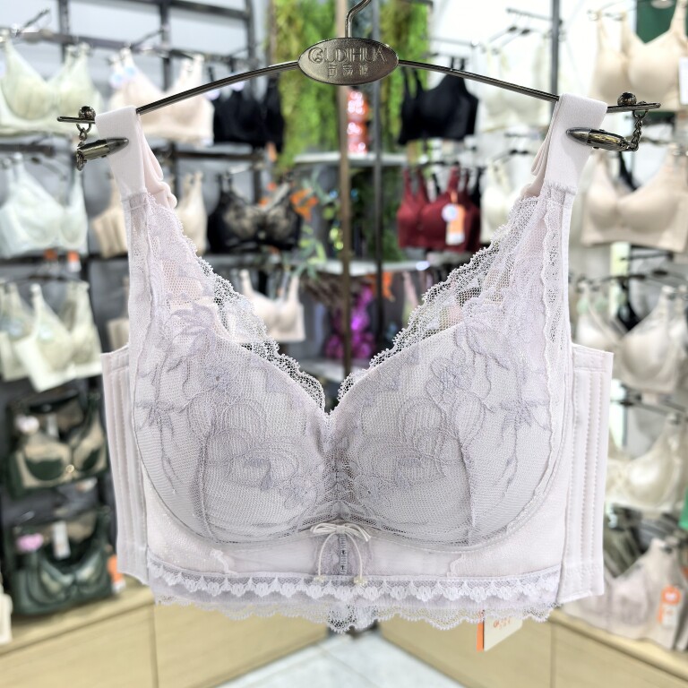 无钢圈托玛琳按摩杯聚拢上托B杯文胸罩收副乳无痕性感蕾丝内衣女