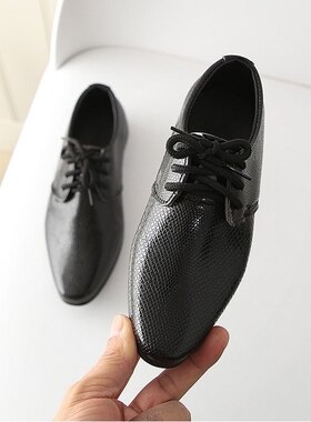 2025新款小孩单鞋时尚皮鞋儿童英伦风黑白色演出鞋男童尖头礼服鞋