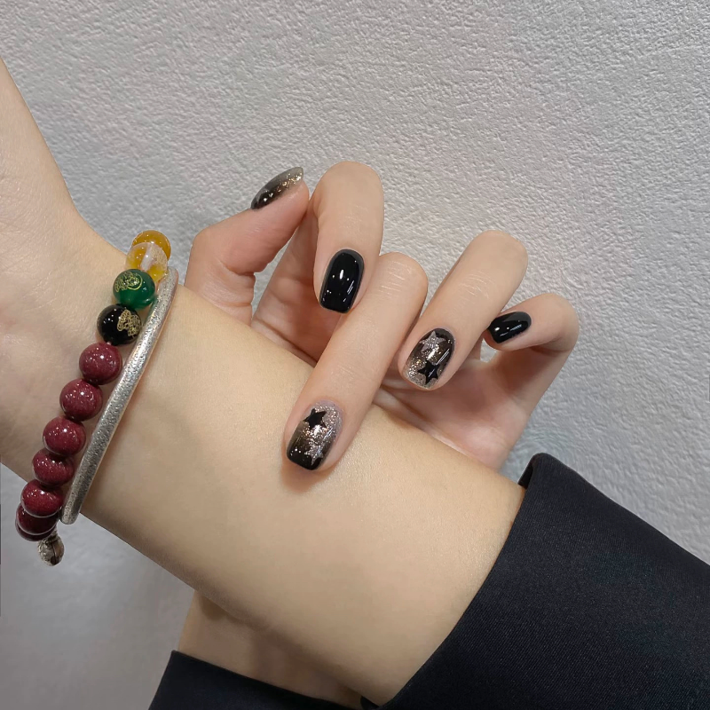 暗黑系星空穿戴甲银色渐变闪粉星星美甲可拆卸显白指甲贴片