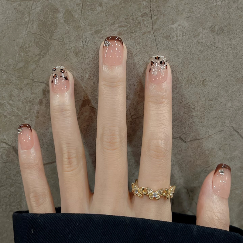 新款秋冬手作穿戴甲显白豹纹咖啡棕美甲贴片成品可拆卸,彩妆/香水/美妆工具,穿戴甲/甲片,淘宝优惠券,粉丝福利购,淘宝优惠卷