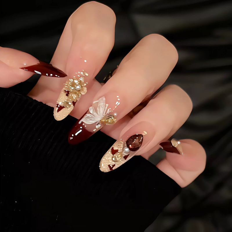 新年酒红蝴蝶穿戴甲显白可拆卸甲片新娘高级感精致假指甲