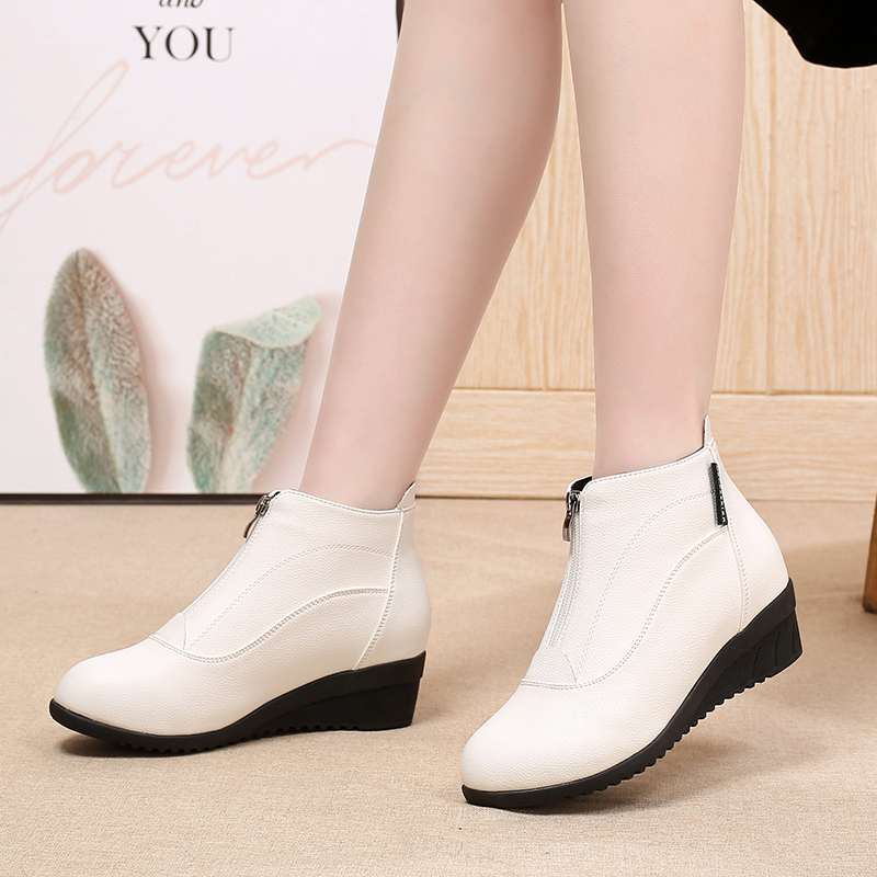 中跟妈妈棉靴女真皮中坡跟短靴春秋防滑舒适单鞋中老年广场跳舞鞋,女鞋,马丁靴,淘宝优惠券,粉丝福利购,淘宝优惠卷