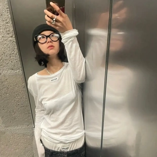 t恤女秋冬修身 miu缪家天丝打底长袖 显瘦辣妹内搭上衣潮 英同款 张元