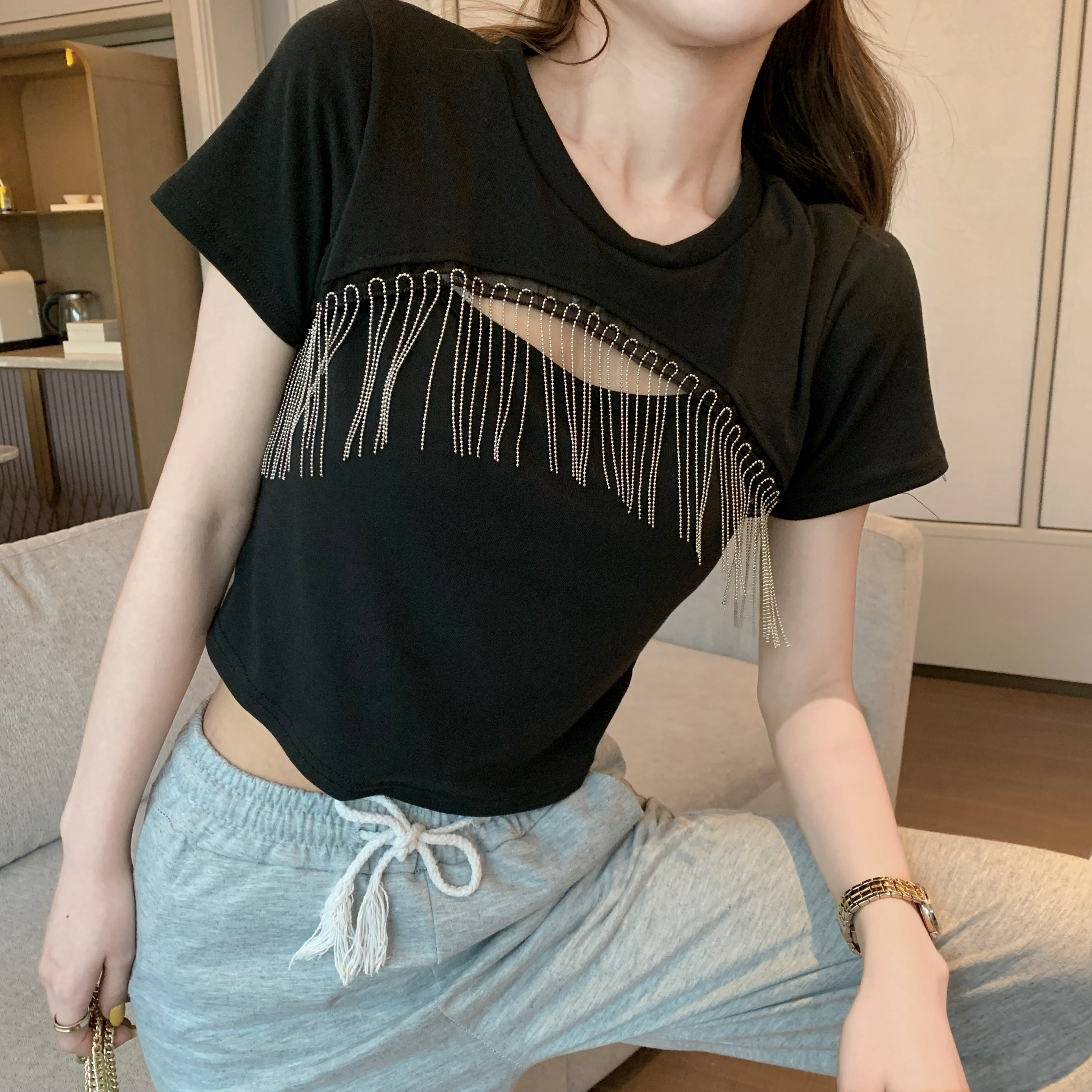 Watch out for machine tassel short sleeve T-shirt