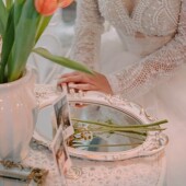 法式 复古浮雕花镜桌面简约摆拍道具甜品托盘摆台镜面化妆镜拍摄道