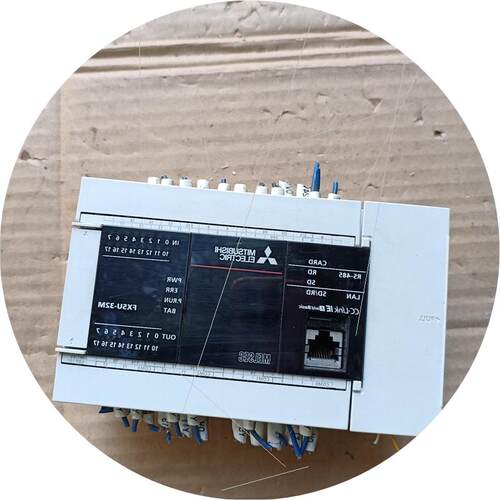 议价PLC主机FX5U-32MT拆机 实物拍摄 包好