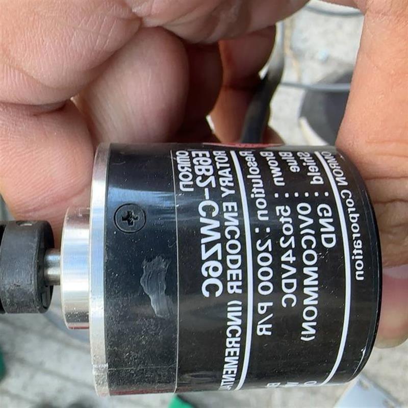 议价欧姆龙编码器:E6B2-CWZ6C,2000P/R,成色漂亮【议