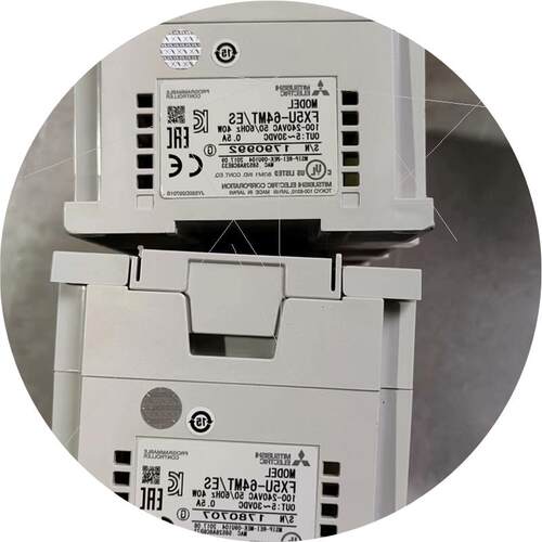 议价FX5U-64MT/ES 17年产品 成色漂亮功能包好