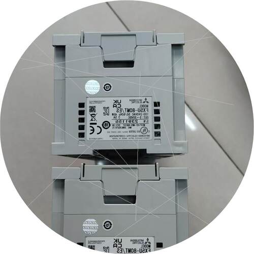 议价FX5U-80MT/ES 23年产品 成色漂亮功能包好